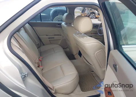 2007 Cadillac Sts V6 from USA, damaged, VIN 1G6DW677670167823